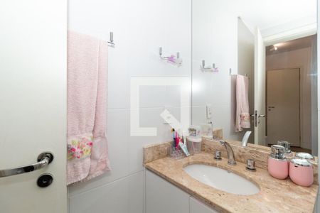 Apartamento à venda com 105m², 3 quartos e 2 vagasBanheiro da Suíte 2