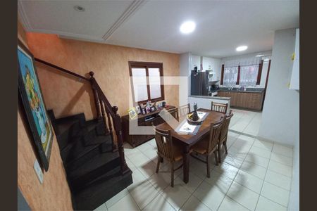 Casa à venda com 3 quartos, 104m² em Parque Assuncao, Taboão da Serra