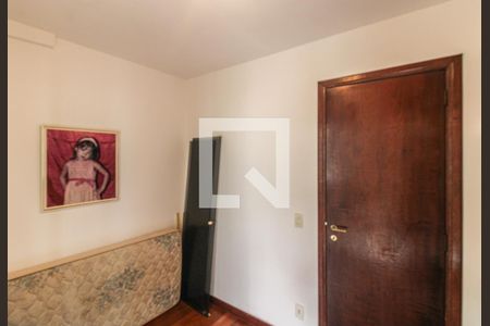 Apartamento à venda com 95m², 3 quartos e 2 vagasQuarto 2