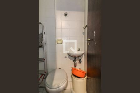 Apartamento à venda com 95m², 3 quartos e 2 vagasCozinha e Área de Serviço - Banheiro