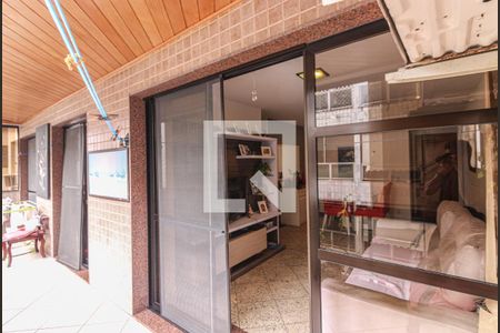 Apartamento à venda com 95m², 3 quartos e 2 vagasVaranda