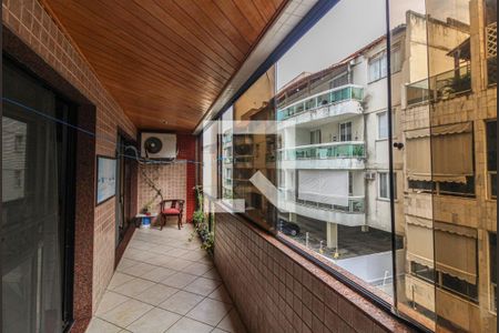 Apartamento à venda com 95m², 3 quartos e 2 vagasVaranda
