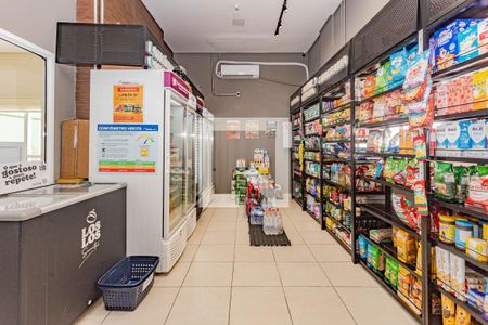 Apartamento à venda com 85m², 2 quartos e 2 vagasMercadinho
