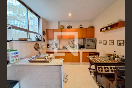 Apartamento à venda com 144m², 3 quartos e 1 vagaCozinha