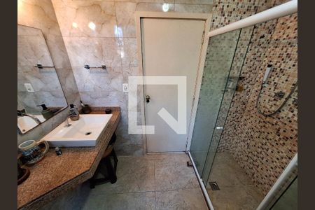 Apartamento à venda com 144m², 3 quartos e 1 vagaBanheiro 1