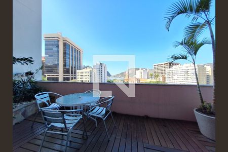 Apartamento à venda com 144m², 3 quartos e 1 vagaVaranda 