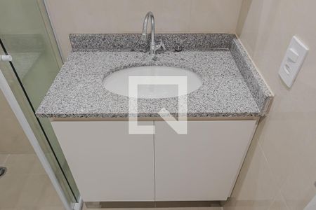 Banheiro de kitnet/studio à venda com 1 quarto, 29m² em Cerqueira César, São Paulo