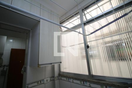 Apartamento para alugar com 69m², 2 quartos e 1 vagaÁrea de Serviço