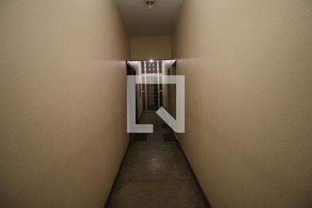 Apartamento para alugar com 69m², 2 quartos e 1 vagaCorredor de Acesso