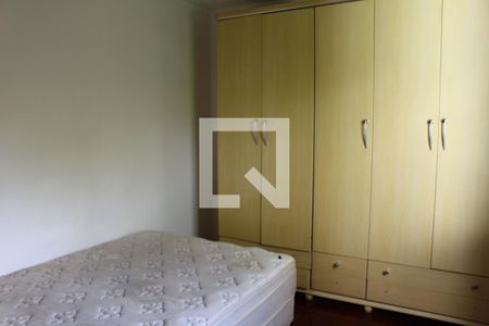 Casa para alugar com 300m², 2 quartos e 2 vagasQuarto