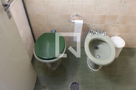 Casa para alugar com 300m², 2 quartos e 2 vagasBanheiro