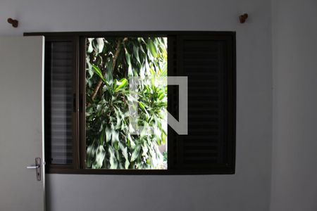 Casa para alugar com 300m², 2 quartos e 2 vagasQuarto
