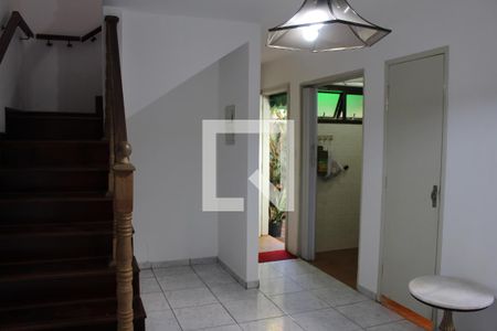 Casa para alugar com 2 quartos, 75m² em Quinta da Paineira, São Paulo
