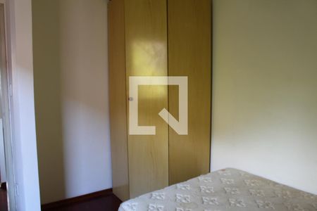 Casa para alugar com 300m², 2 quartos e 2 vagasQuarto