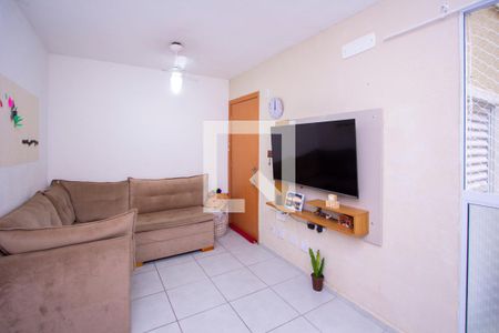 Sala de apartamento para alugar com 2 quartos, 45m² em Barro Vermelho, São Gonçalo