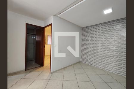 Sala de casa para alugar com 3 quartos, 200m² em Vila do Americano, Ferraz de Vasconcelos