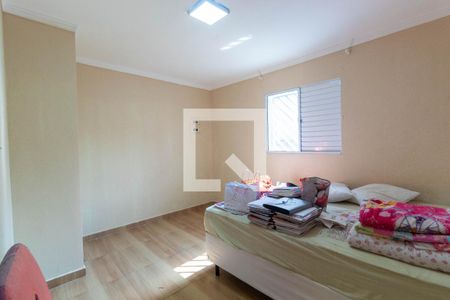 Quarto 1 de casa de condomínio para alugar com 2 quartos, 75m² em Vila Araguaia, São Paulo