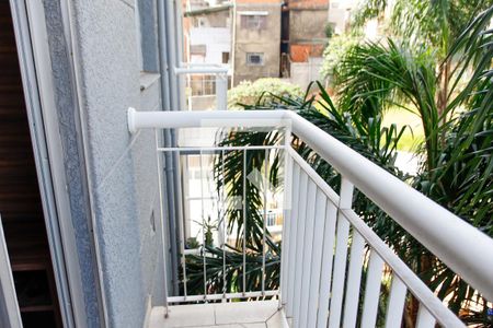 Sacada de apartamento à venda com 2 quartos, 52m² em Bussocaba, Osasco