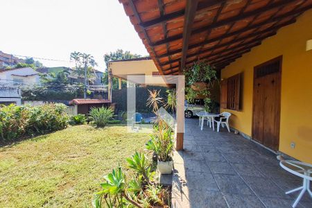 Casa à venda com 1000m², 4 quartos e 4 vagas Casa à venda com 1000m², 4 quartos e 4 vagasÁrea comum