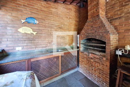 Casa à venda com 1000m², 4 quartos e 4 vagas Casa à venda com 1000m², 4 quartos e 4 vagasChurrasqueira