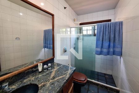 Casa à venda com 1000m², 4 quartos e 4 vagas Casa à venda com 1000m², 4 quartos e 4 vagasBanheiro Social 2