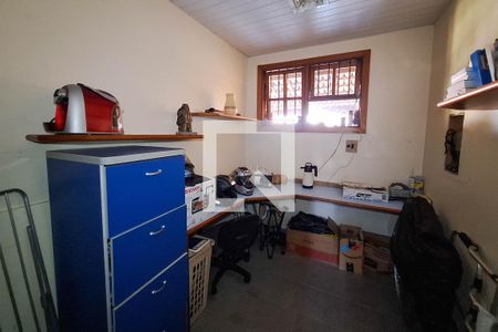 Casa à venda com 1000m², 4 quartos e 4 vagas Casa à venda com 1000m², 4 quartos e 4 vagasQuarto de Serviço