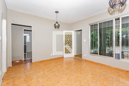 Sala de casa para alugar com 2 quartos, 115m² em Vila Arapuã, São Paulo