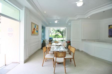 Apartamento para alugar com 180m², 4 quartos e 2 vagasÁrea comum