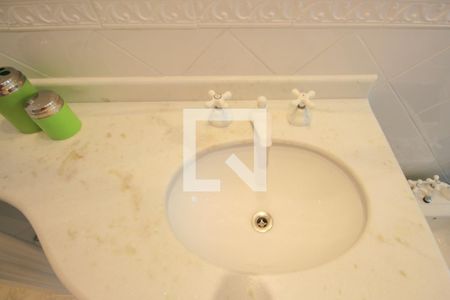 Apartamento para alugar com 180m², 4 quartos e 2 vagasBanheiro Suíte 2