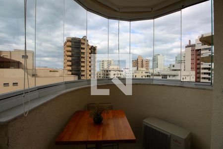 Apartamento para alugar com 180m², 4 quartos e 2 vagasVaranda Quarto Suíte