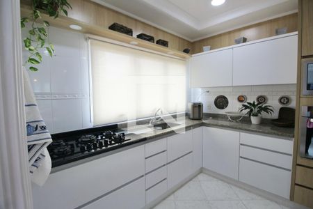 Apartamento para alugar com 180m², 4 quartos e 2 vagasCozinha
