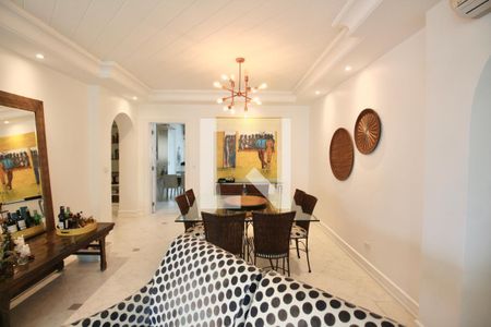 Apartamento para alugar com 180m², 4 quartos e 2 vagasSala