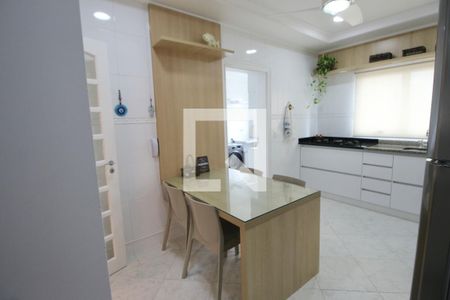 Apartamento para alugar com 180m², 4 quartos e 2 vagasCozinha