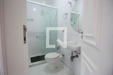 Apartamento para alugar com 180m², 4 quartos e 2 vagasBanheiro de serviço