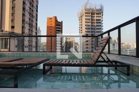 Studio para alugar com 88m², 1 quarto e sem vagaPiscina