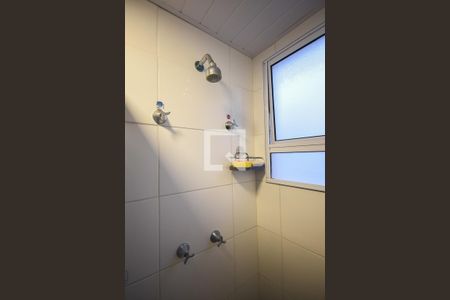 Apartamento para alugar com 49m², 2 quartos e 1 vagaChuveiro do Banheiro