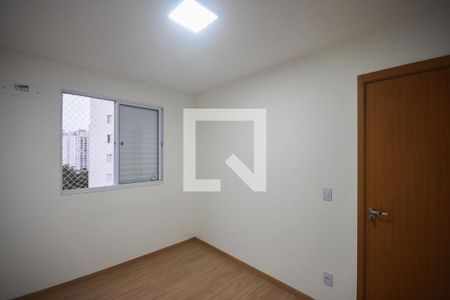 Quarto 1 de apartamento para alugar com 2 quartos, 49m² em Vila Suzana, São Paulo