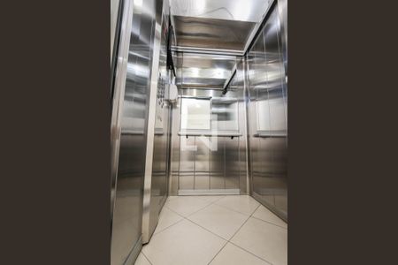 Apartamento para alugar com 52m², 2 quartos e 1 vagaElevador