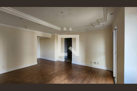 Sala de apartamento à venda com 2 quartos, 74m² em Jardim Tupanci, Barueri