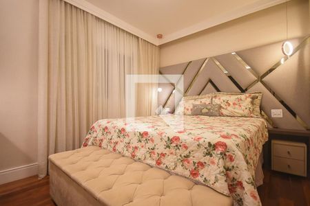 Apartamento à venda com 133m², 3 quartos e 3 vagasSuíte 2