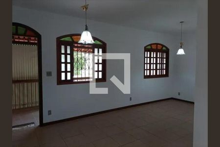 Casa à venda com 2 quartos, 90m² em Nova Floresta, Belo Horizonte