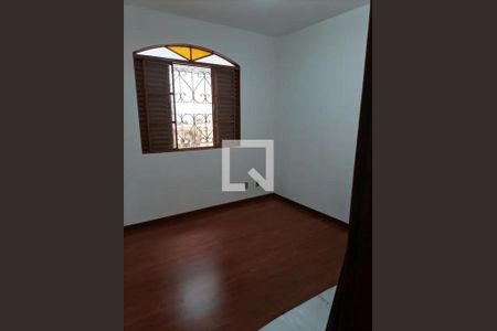 Casa à venda com 2 quartos, 90m² em Nova Floresta, Belo Horizonte