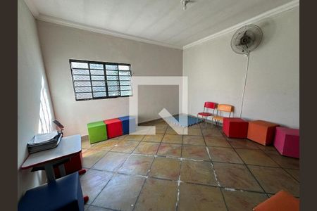 Casa à venda com 3 quartos, 120m² em Tupi, Belo Horizonte