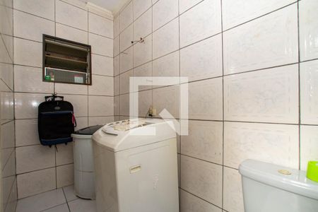 Casa à venda com 200m², 2 quartos e 2 vagas Casa à venda com 200m², 2 quartos e 2 vagasBanheiro da Suíte