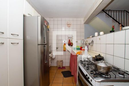 Casa à venda com 200m², 2 quartos e 2 vagas Casa à venda com 200m², 2 quartos e 2 vagasCozinha