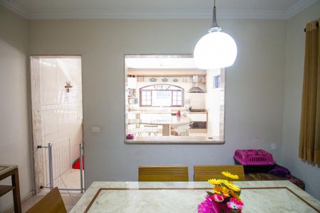 Casa à venda com 300m², 3 quartos e 2 vagas Casa à venda com 300m², 3 quartos e 2 vagasSala de Jantar