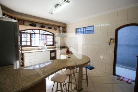 Casa à venda com 300m², 3 quartos e 2 vagas Casa à venda com 300m², 3 quartos e 2 vagasCozinha