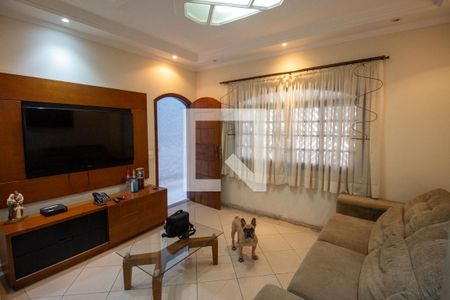 Sala de casa para alugar com 3 quartos, 300m² em Vila Carmosina, São Paulo