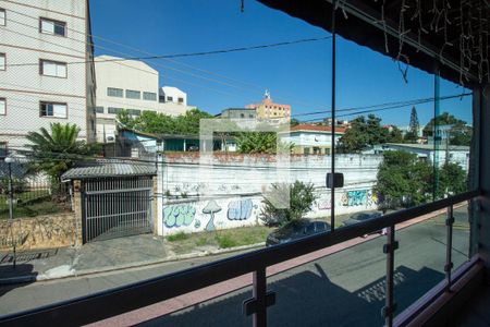 Casa à venda com 300m², 3 quartos e 2 vagas Casa à venda com 300m², 3 quartos e 2 vagasQuarto 1 / Varanda