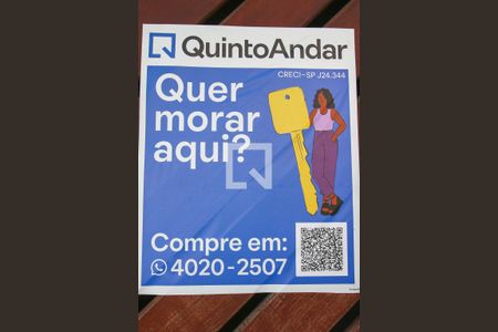 Casa à venda com 300m², 3 quartos e 2 vagas Casa à venda com 300m², 3 quartos e 2 vagasPlaquinha